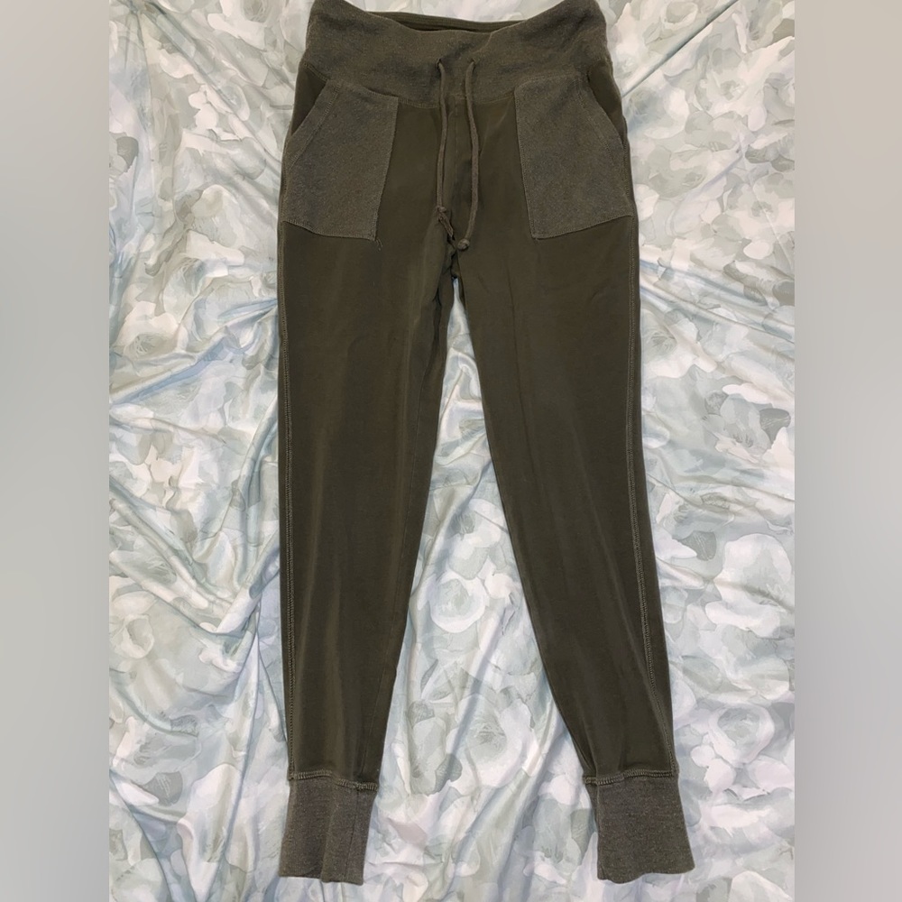 Women’s Joggers